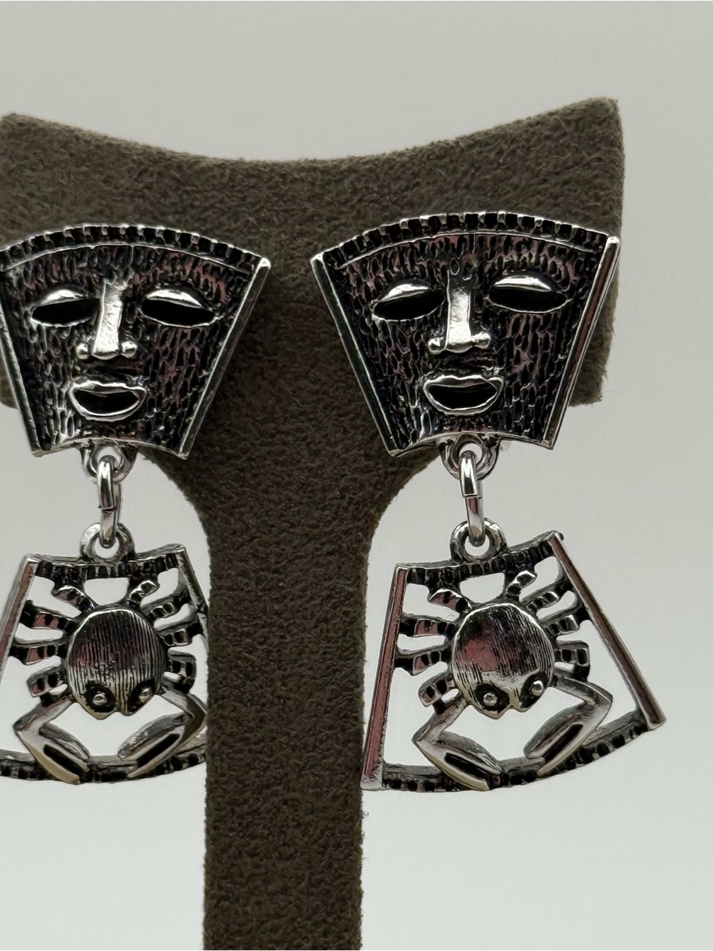 Sarah Coventry Silver Tone Mask & Spider Drop clip on Earrings